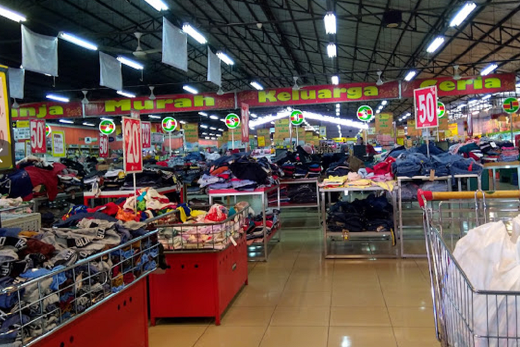 Eizan Store: Solusi Belanja Berkualitas di Tengah Keramaian Cilacap